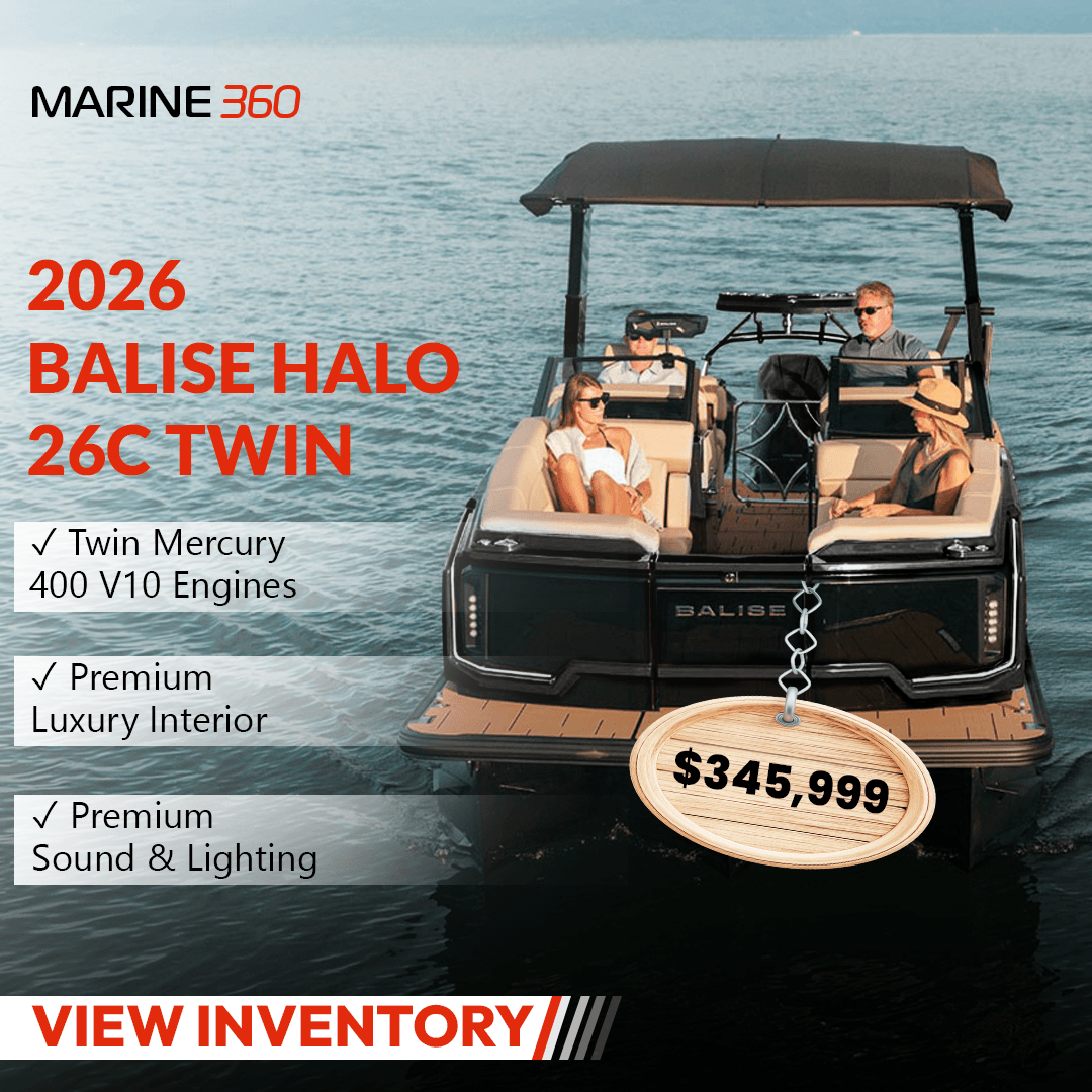 Couples on Balise pontoon